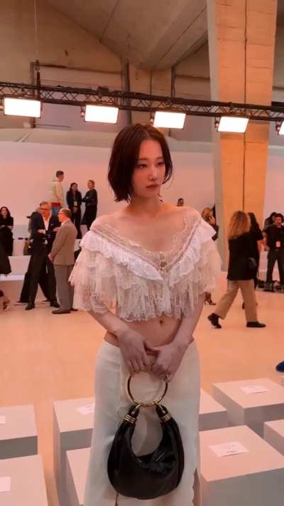 Jeon Jong-seo 