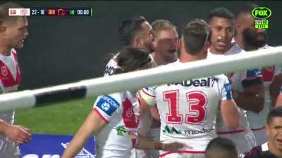 Sneaky scrum play from the Dragons