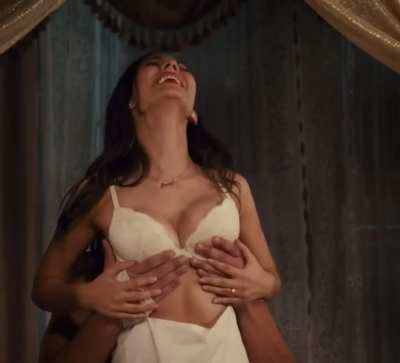 Victoria Hustice in Rocky Horror Picture Show (2016) [Slow-mo]