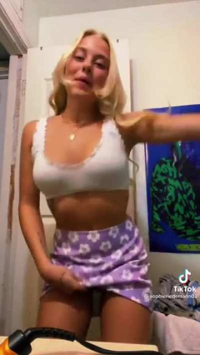 19 y/o cutie with pierced nips
