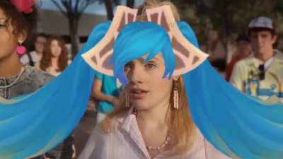 When the enemy Sona is taunting me from backlane 😤😡