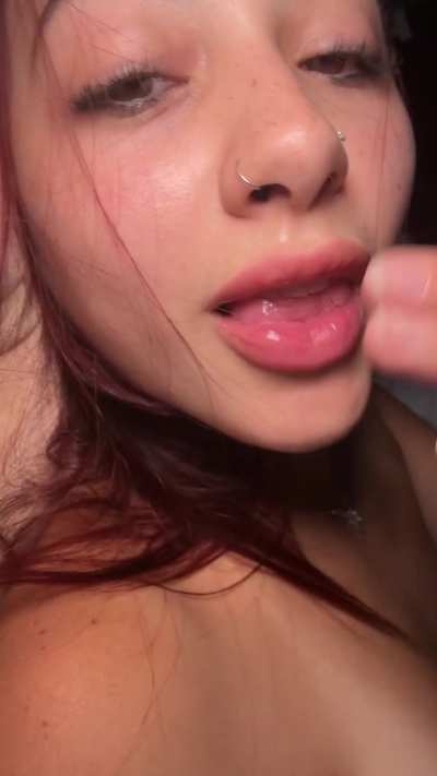 Sweating after having a crazy solo🍑<wbr>🔥❤️ نهلكت ماعاد فيني