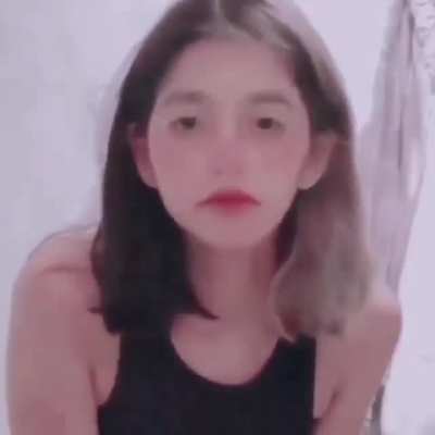 Someone tell me this girl name and instagram please