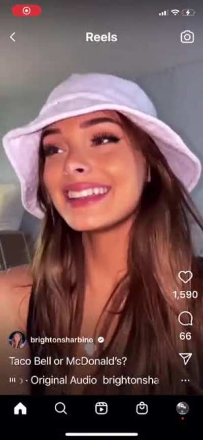 20 minutes ago- brighton confirms shes single- this means sexy posts incoming 😈😈