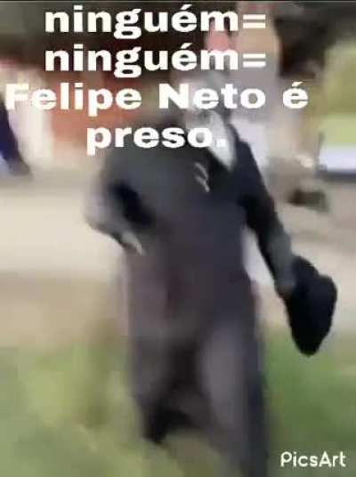 O título foi metáfora o Nelipe feto.
