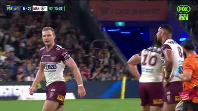 Tom Trbojevic barking at Taniela Paseka