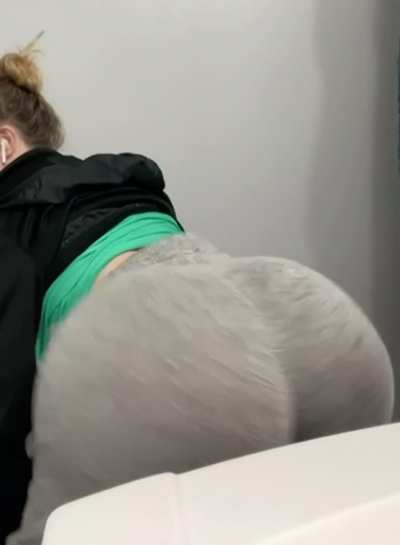Shake that shit like jelly