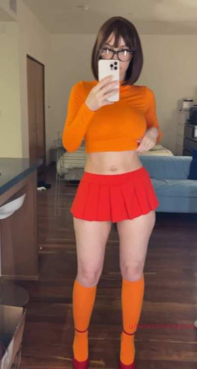 Velma is ready for this [reveal]