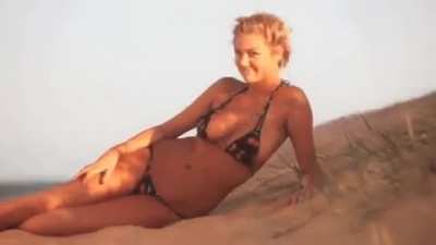 Jiggle and smile
