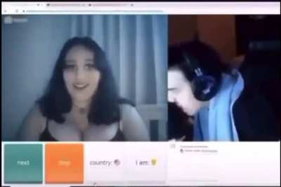 🗿