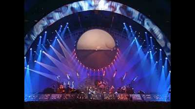 I personally think David's lap steel guitar solo on High Hopes is one of the most beautiful pieces he's written. What is your personal favorite by him or any other member of the band?