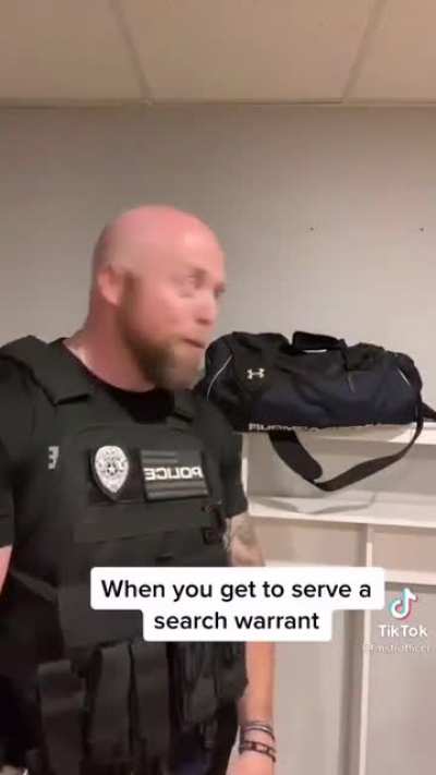 Those cop eyes