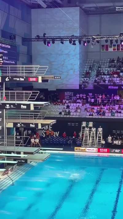 One of the best performances I've ever seen with minimal splash
