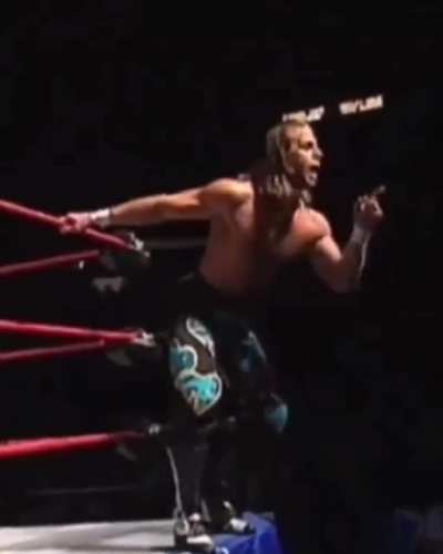 Shawn Michaels telling the fans what he thinks.