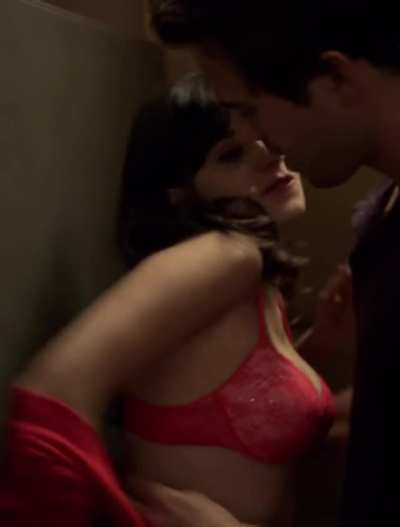 Zooey Deschanel