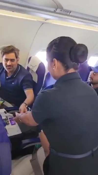 Thala playing candy crush at 35k feet