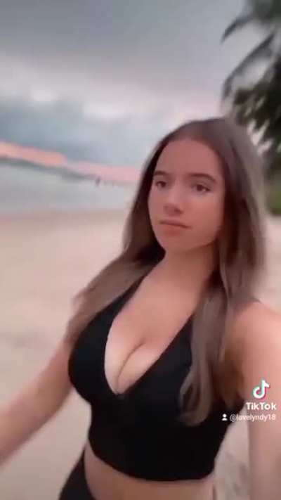 @lovelyndy18