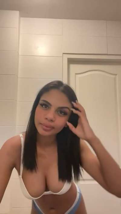 fat booty slim waist