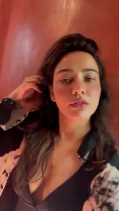 Neha sharma 🍒🥵