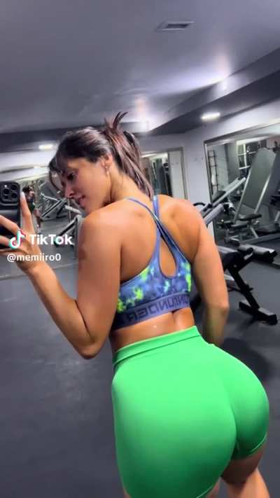 @memiiro0