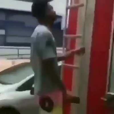 🏳️‍🌈???