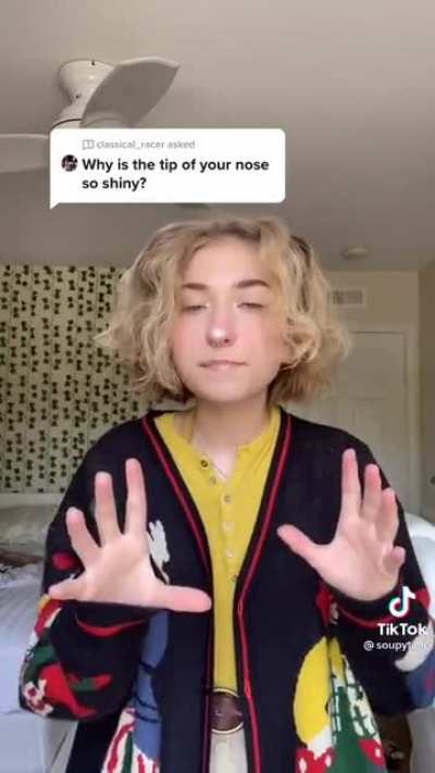 Tiktok Girl is living like Larry