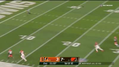 [Highlight] Odell catches the 43 yard bomb