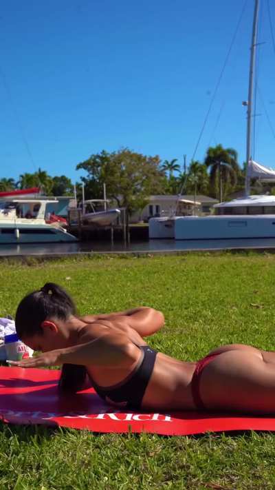 Victoria Palacio [gif]