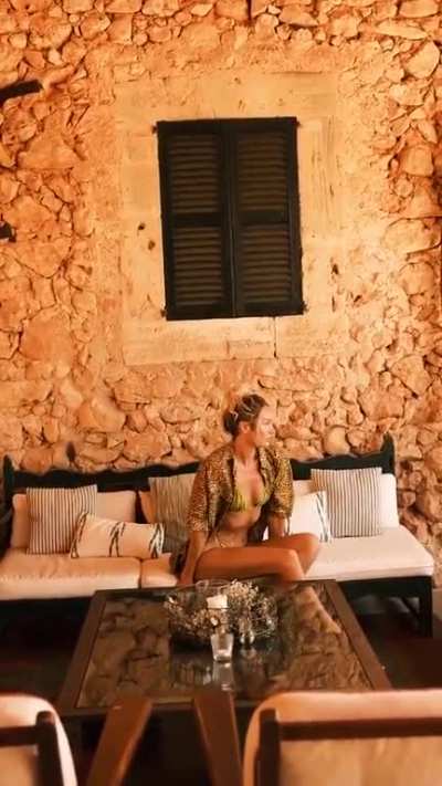 Tropic of C IG