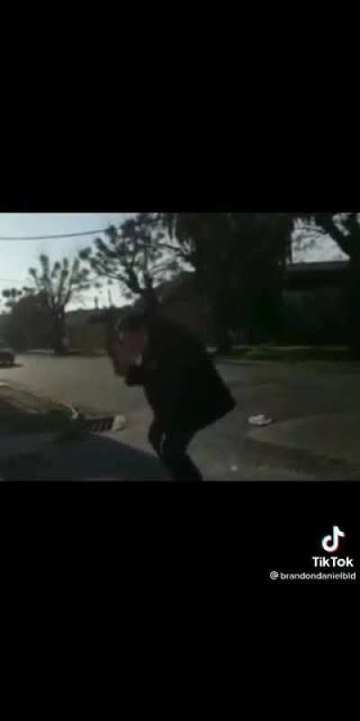 El loco murió hermano
