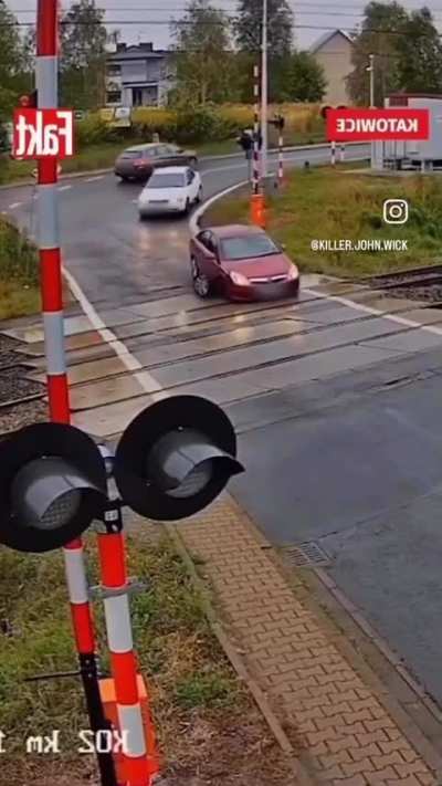 Guys, not sure about this one, looks like real footage