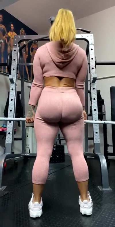 Victoria Lomba