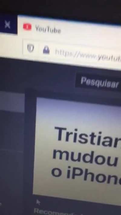 Enfim a hipocrisia... O vídeo está sendo postado no YT e falando q o YT está te enganando...