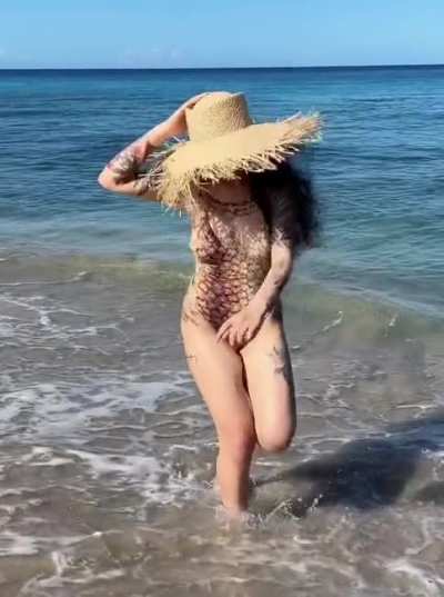 Beach booty