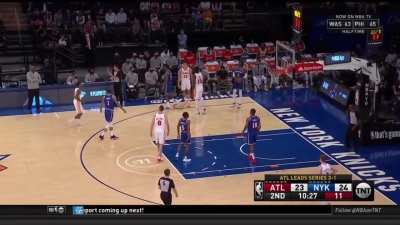 [Highlight] Marv Albert mistakes Reggie Miller for Grant Hill