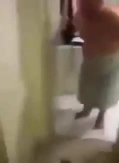 ESSE É UM DOS MELHORES VÍDEOS QUE EU JÁ VI NA MINHA VIDA KKKKKKKKKKKKKKKKKKK