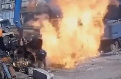 I'll cut this gas cylinder, what could go wrong?