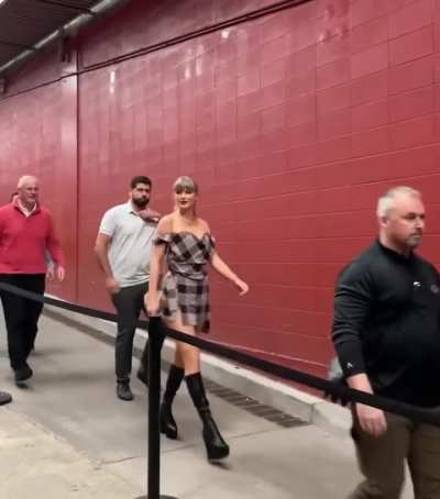 Taylor arriving for the Chiefs vs Saints game 10/7/24