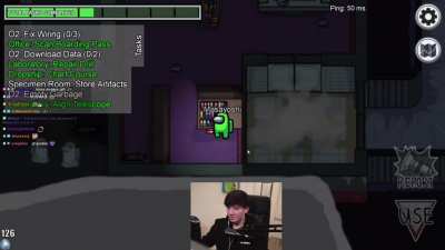 Among Us plays