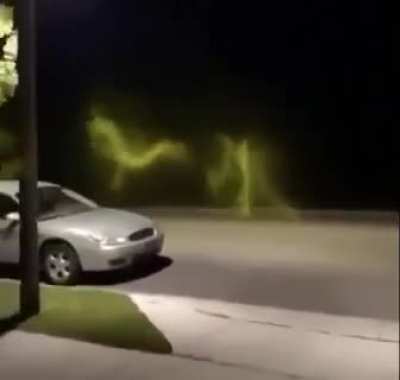 Shiny yellow things
