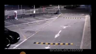 The worst of the worst car accidents,doubt there is any survivor.drive safe