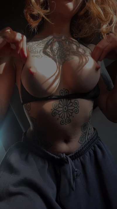 Golden hour tiddies