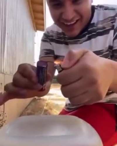 Alguma coisa está errada
