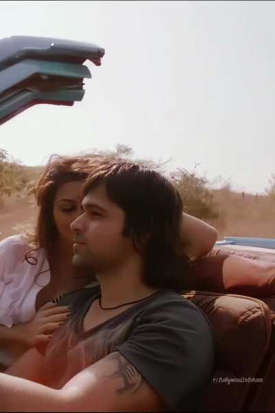 It will be a crime if you don't bust a nut on this special day to the song that made Jacky the Jacqueline Fernandez. 🥵🎉❤️
