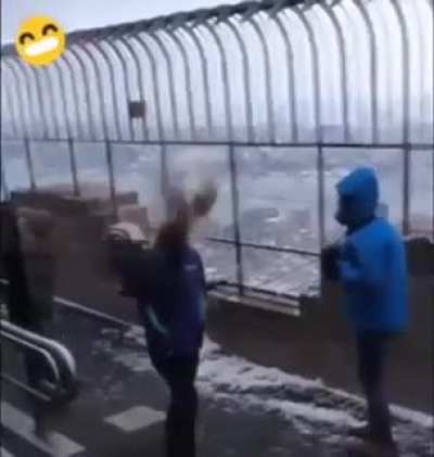 today's weather is suitable for flying