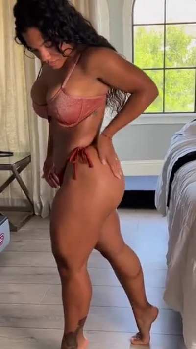 🔥👙❤️