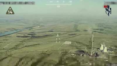 Video of a Ukrainian HIMARS or artillery strike on a Russian Tor TLAR that missed a reconnaissance UAV from Ukraine's 14th UAV Regiment.