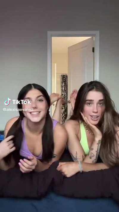 Double Pose