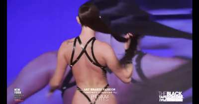 Vanessa (@xoi<wbr>tsvan<wbr>essa)