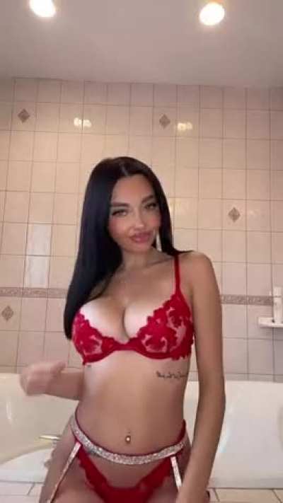 I've been waiting all year to show you my boobs link in the comments